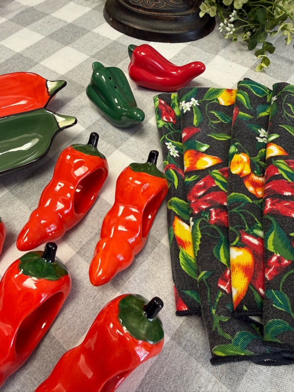Chili Pepper themed serve ware